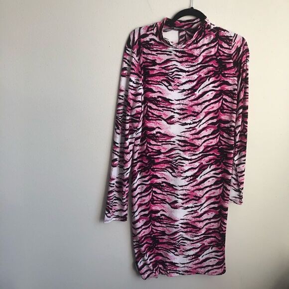 FASHION NOVA September Pink Zebra Tiger Mock Neck Mini Dress - Picture 4 of 10